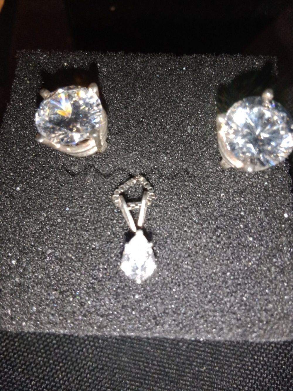 Sparkling White Cubic Zirconia Stud Earrings with Teardrop Pendant -